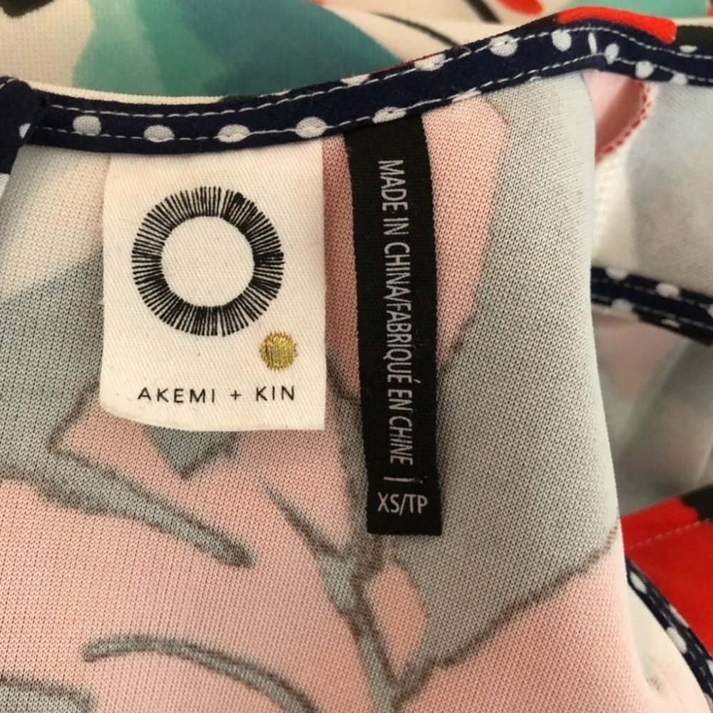 Akemi+Kin Peplum Tank Top - Picture 3 of 3